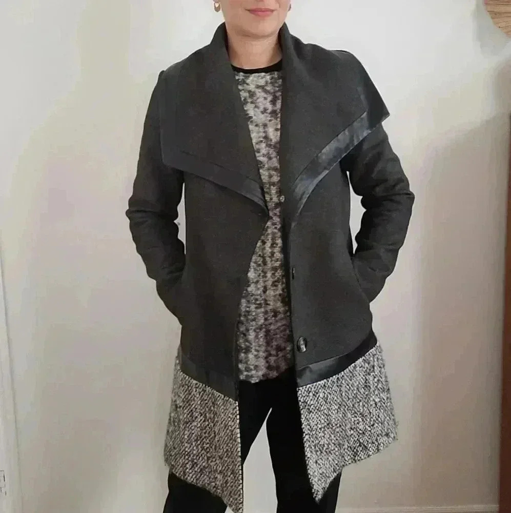 TRISTAN MADE IN CANADA GRAY WOOL BLEND FAUX LEATHER INSERTS LONG MID-SEASON COAT